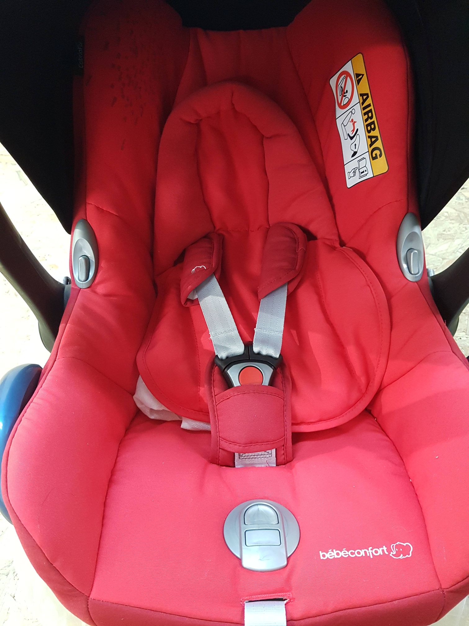 FOTELIK SAMOCHODOWY BEBE CONFORT 0-13 KG ISOFIX CZERWONY - obrazek 6